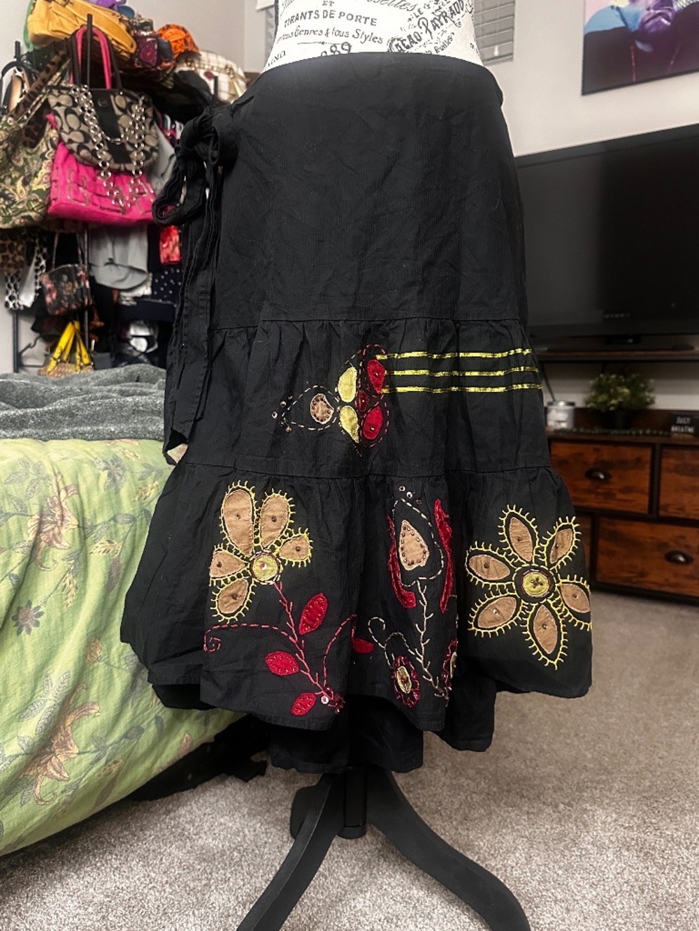 Gorgeous European embroidered double layered ruffle skirt